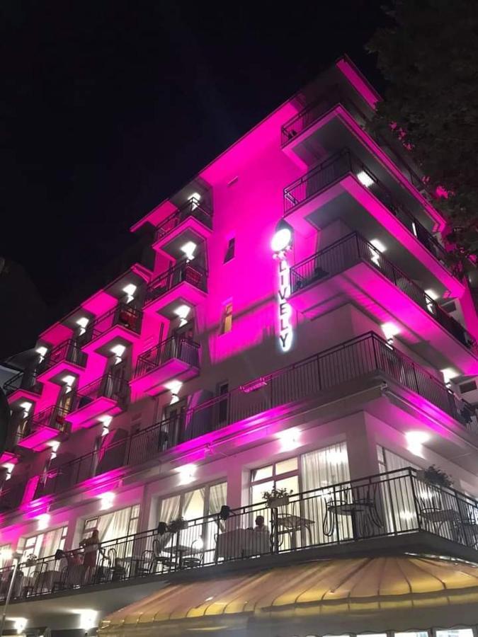 Lively Hotel Белларія-Іджеа-Марина Екстер'єр фото